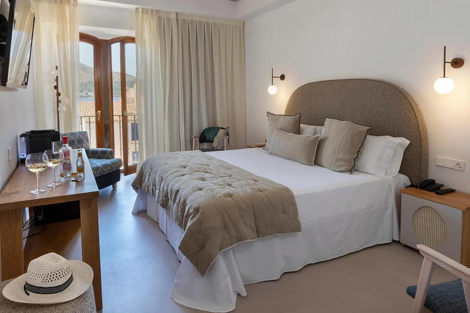 Hotel Spa Porto Cristo El Port De La Selva 4*,